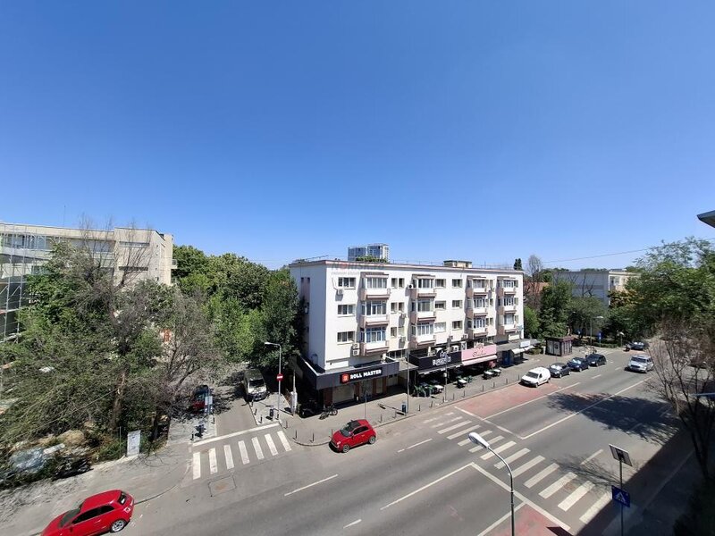 Ceaikovski, Floreasca, 2 camere, 48 mp, centrala, decomandat.